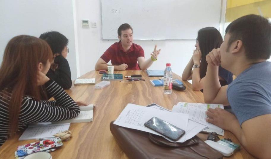 新课标专家团队