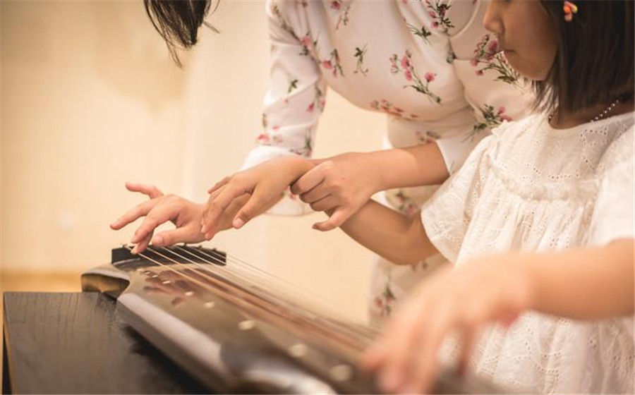 古琴培训班的收费标准