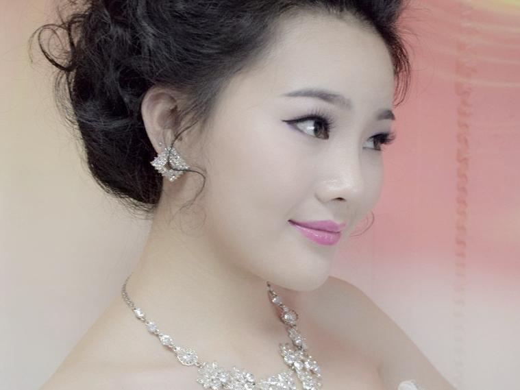 太原新娘化妆培训机构