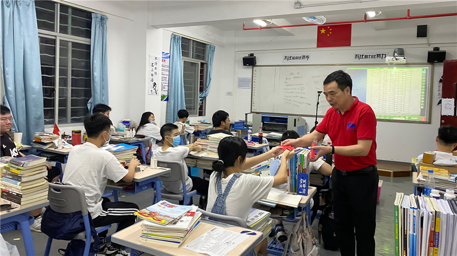 广州全程高考复读学校怎么样？