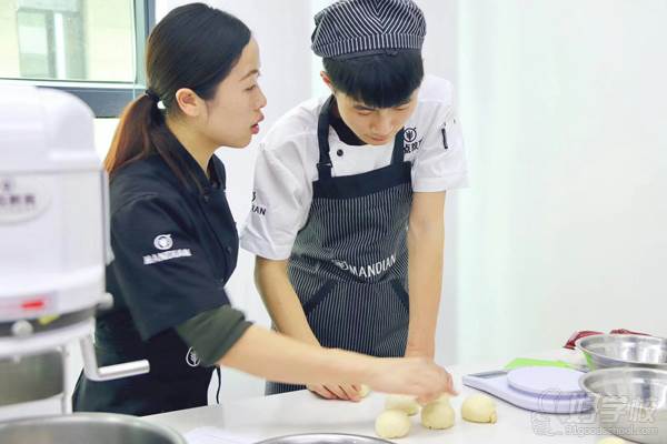 1625041424848081175.jpg 155204347294.jpg