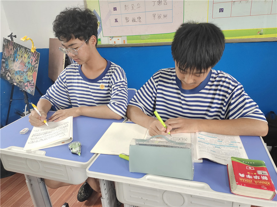 湖北十大正规封闭式军事化管理学校排名 湖北十大正规封闭式军事化管理学校排名