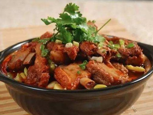 哈尔滨哪里有培训做砂锅的餐饮学校？