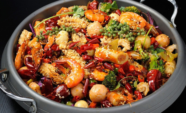 哈尔滨正宗麻辣香锅去哪里学? 哈尔滨正宗麻辣香锅去哪里学?