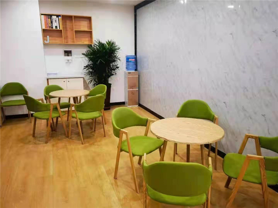呼和浩特寄宿考研新十大排名.jpg