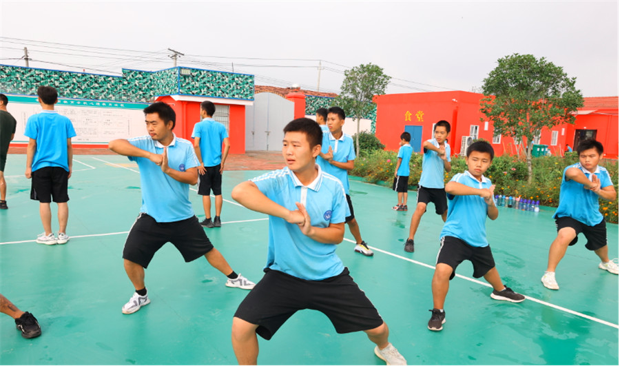 湖北膳聆青少年素质教育学校 湖北膳聆青少年素质教育学校