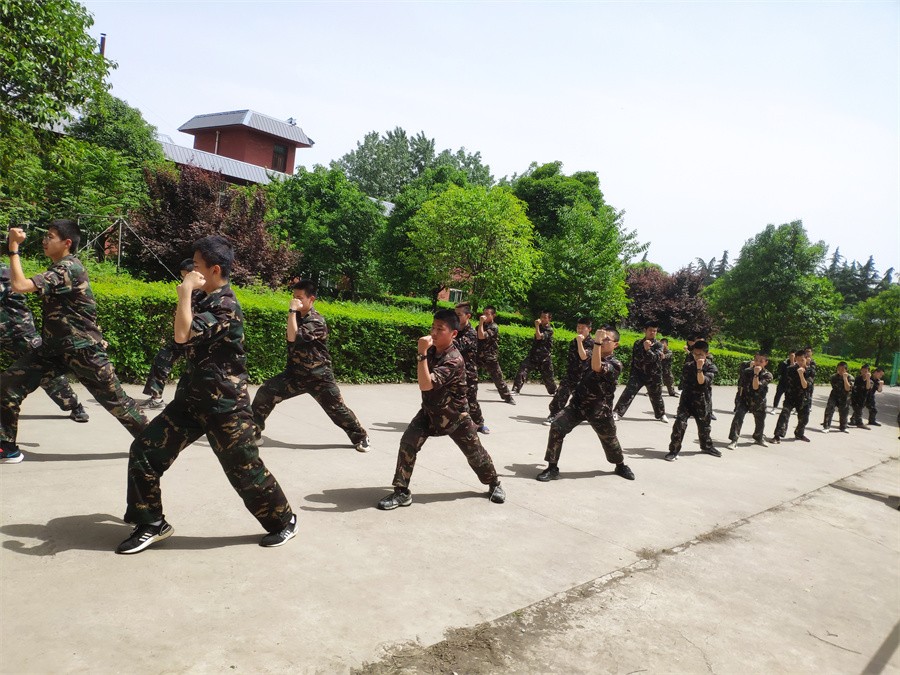 呼和浩特叛逆孩子不良行为矫正学校10大排名推荐