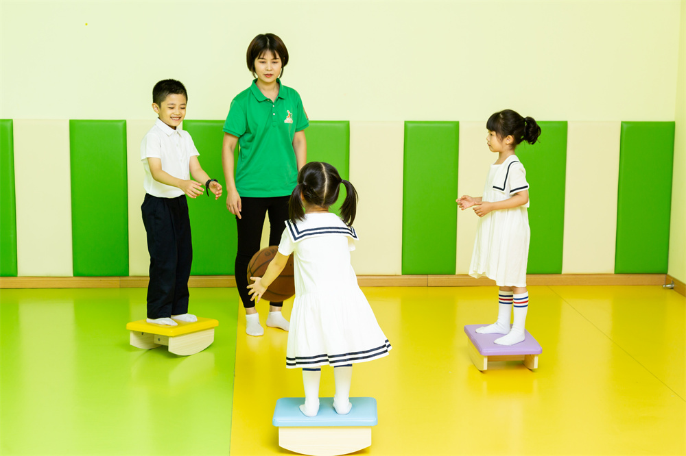 厦门儿童社交训练中心排名top10--厦门金慧儿儿童启智中心