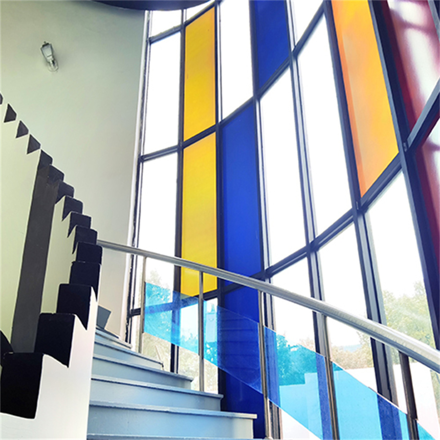 1643096717087025283.jpg 赛训楼楼道.jpg