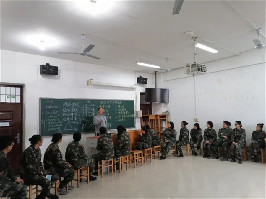 山东心种子叛逆少年戒网瘾军事化特训学校