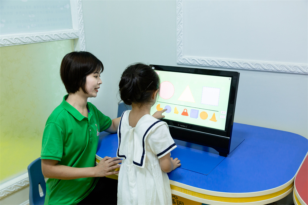 厦门儿童语言康复训练机构排名前十-金慧儿