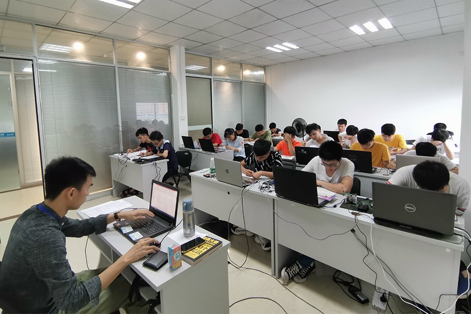 十大国内嵌入式培训机构人气排名-口碑推荐-信盈达