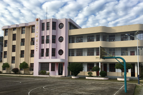 泰宁五大全封闭孩子叛逆管教学校排名一览名单-圣贤训教育