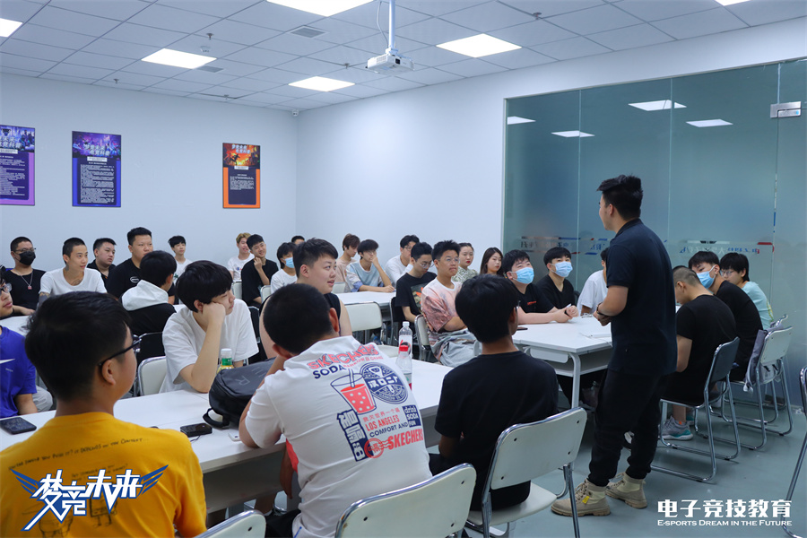 成都电竞学校口碑排名一览