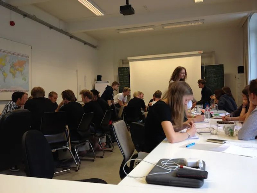 德国留学高中生预科项目2022招生简章.jpg 德国留学高中生预科项目2022招生简章.jpg