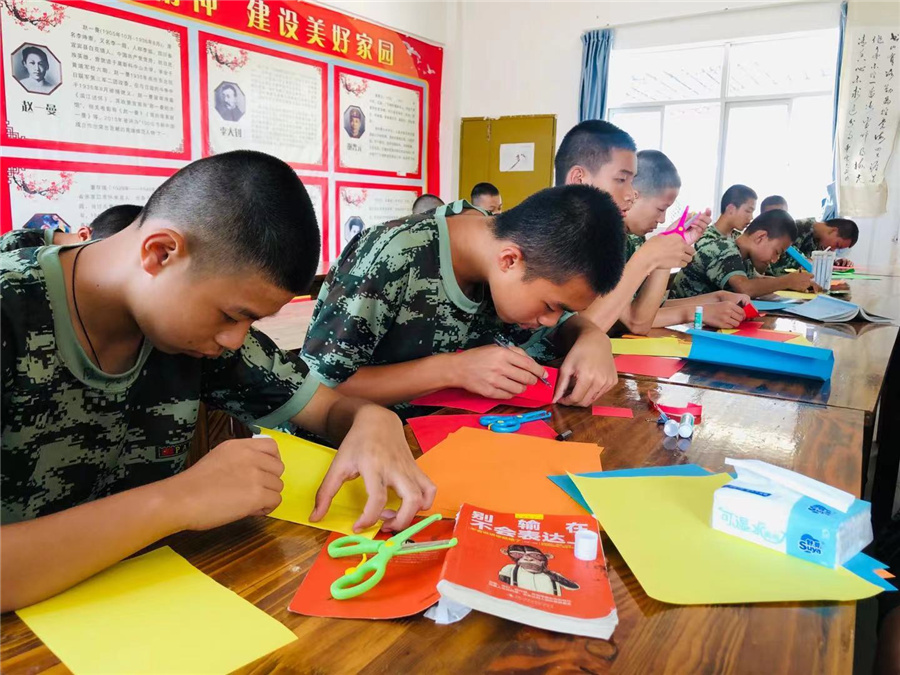 封闭式叛逆孩子管教基地