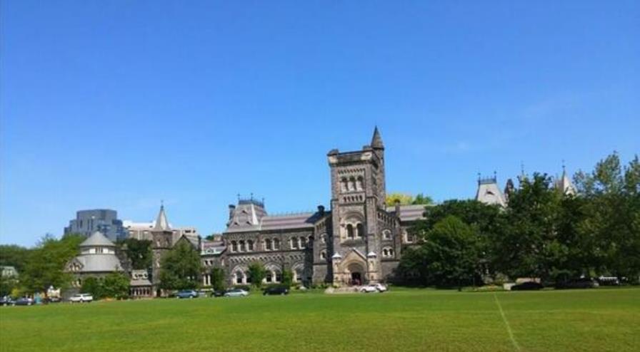 加拿大多伦多大学留学2022招生简介一览
