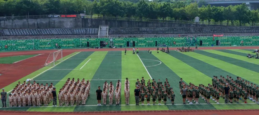 重庆口碑好的暑期军事夏令营推选-利剑.jpg 重庆口碑好的暑期军事夏令营推选-利剑.jpg