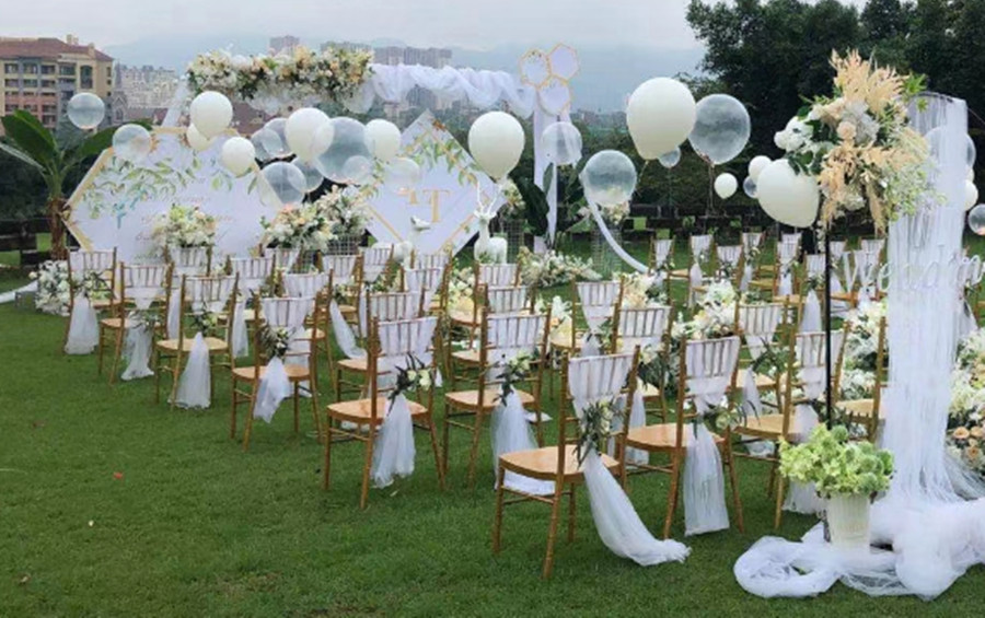 重庆有影响力的插花花艺培训学校推荐-凤池荷语.jpg 重庆有影响力的插花花艺培训学校推荐-凤池荷语.jpg