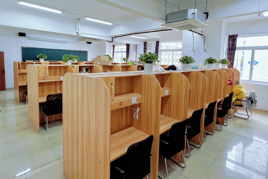 成都哪家考研一对一培训机构好.jpg 成都哪家考研一对一培训机构好.jpg