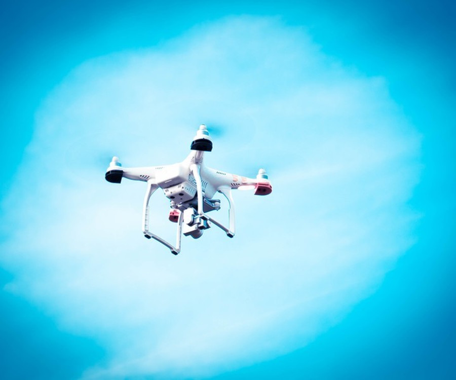 1663134984791092641.jpg 无人机9.jpg