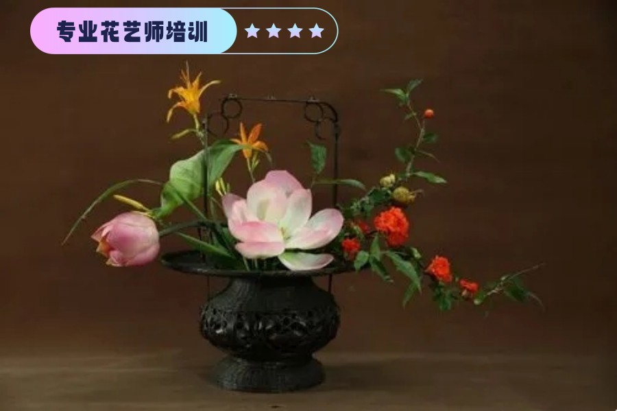 重庆排名靠前的花艺创业培训班名单更新.jpg 重庆排名靠前的花艺创业培训班名单更新.jpg