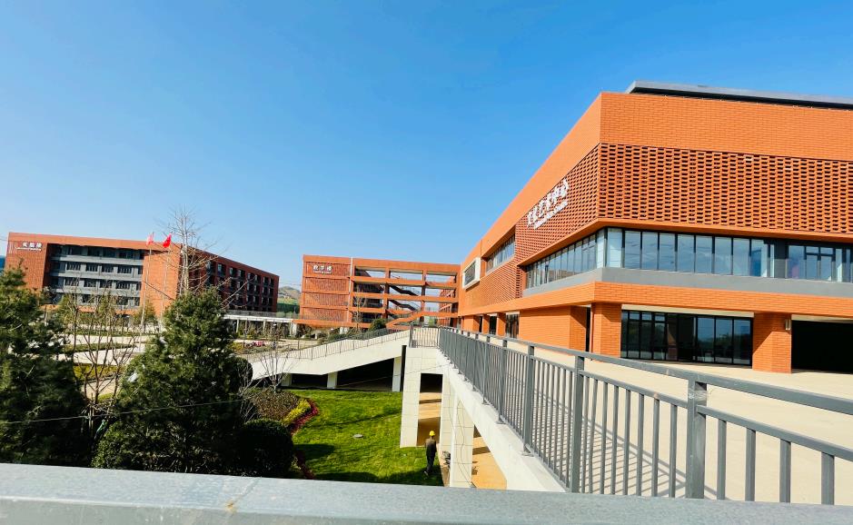 济南亿米高考学校高三全托班、艺考文化课班开始招生啦！