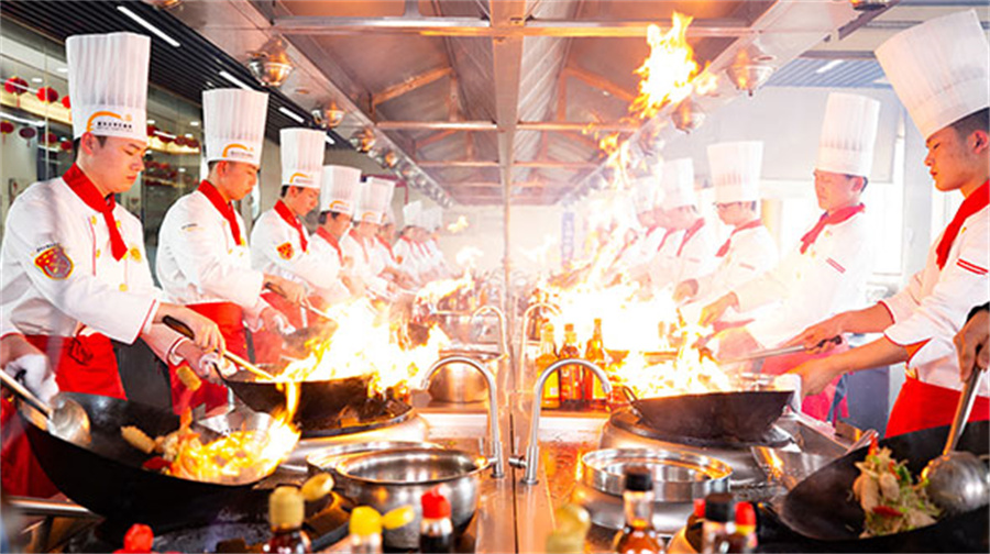 上海排名前5中西餐厨师技能培训学校实力推荐7.jpg 上海排名前5中西餐厨师技能培训学校实力推荐7.jpg