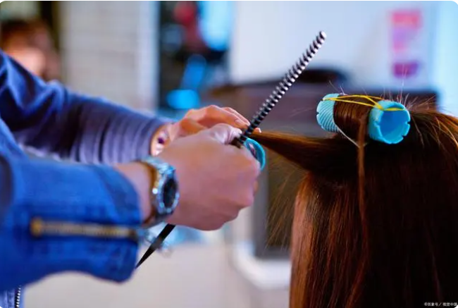 贵阳正规美发培训学校.png 贵阳正规美发培训学校.png