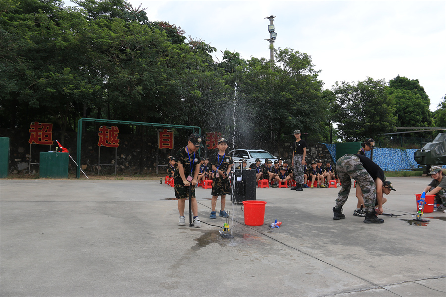 佛山十大儿童户外拓展军事夏令营机构名单排名公布.jpg