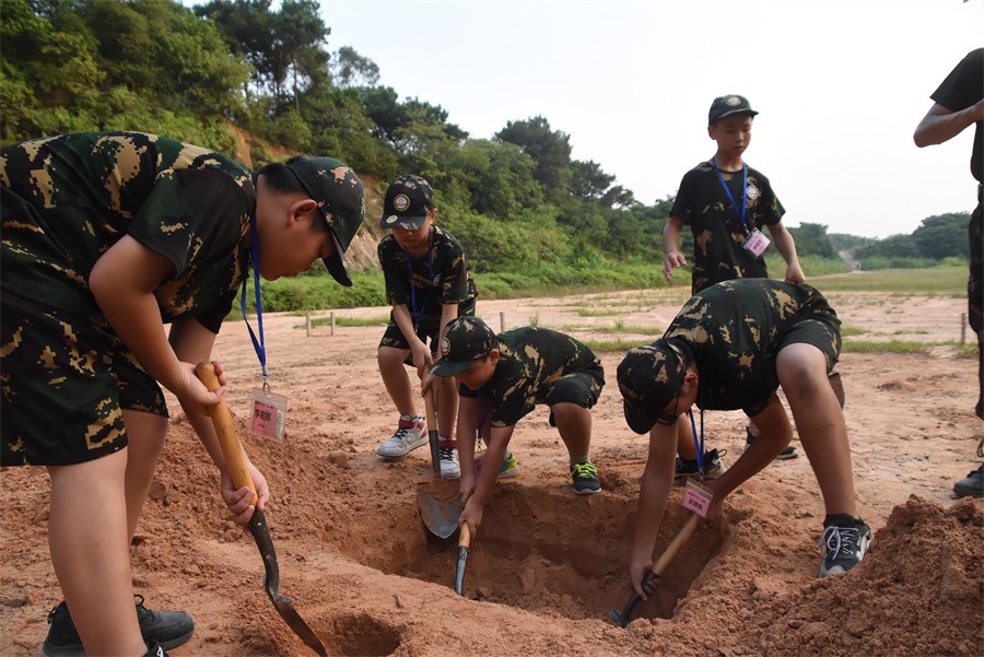 TOP5佛山排名好军事夏令营训练基地名单汇总.jpg TOP5佛山排名好军事夏令营训练基地名单汇总.jpg