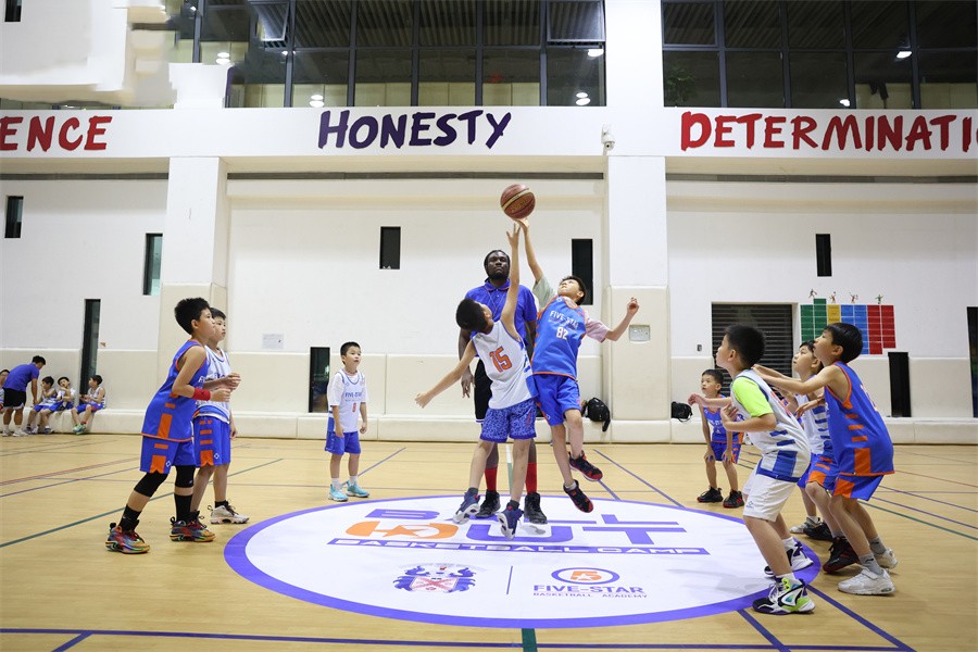 盘点深圳五大靠谱的青少年篮球暑期训练营名单推荐一览.jpg 盘点深圳五大靠谱的青少年篮球暑期训练营名单推荐一览.jpg