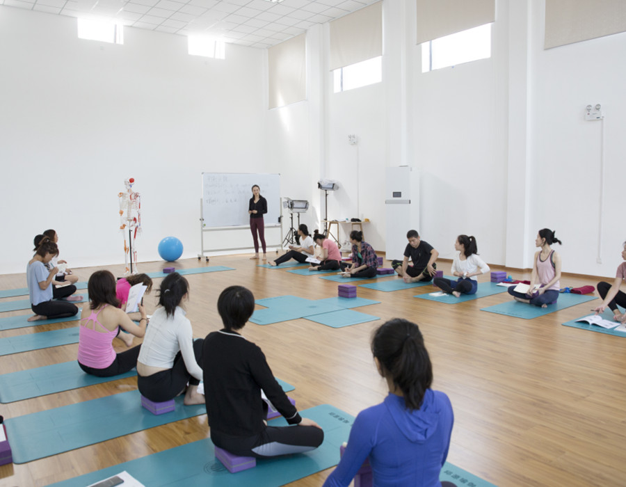 邱源瑜伽研究院