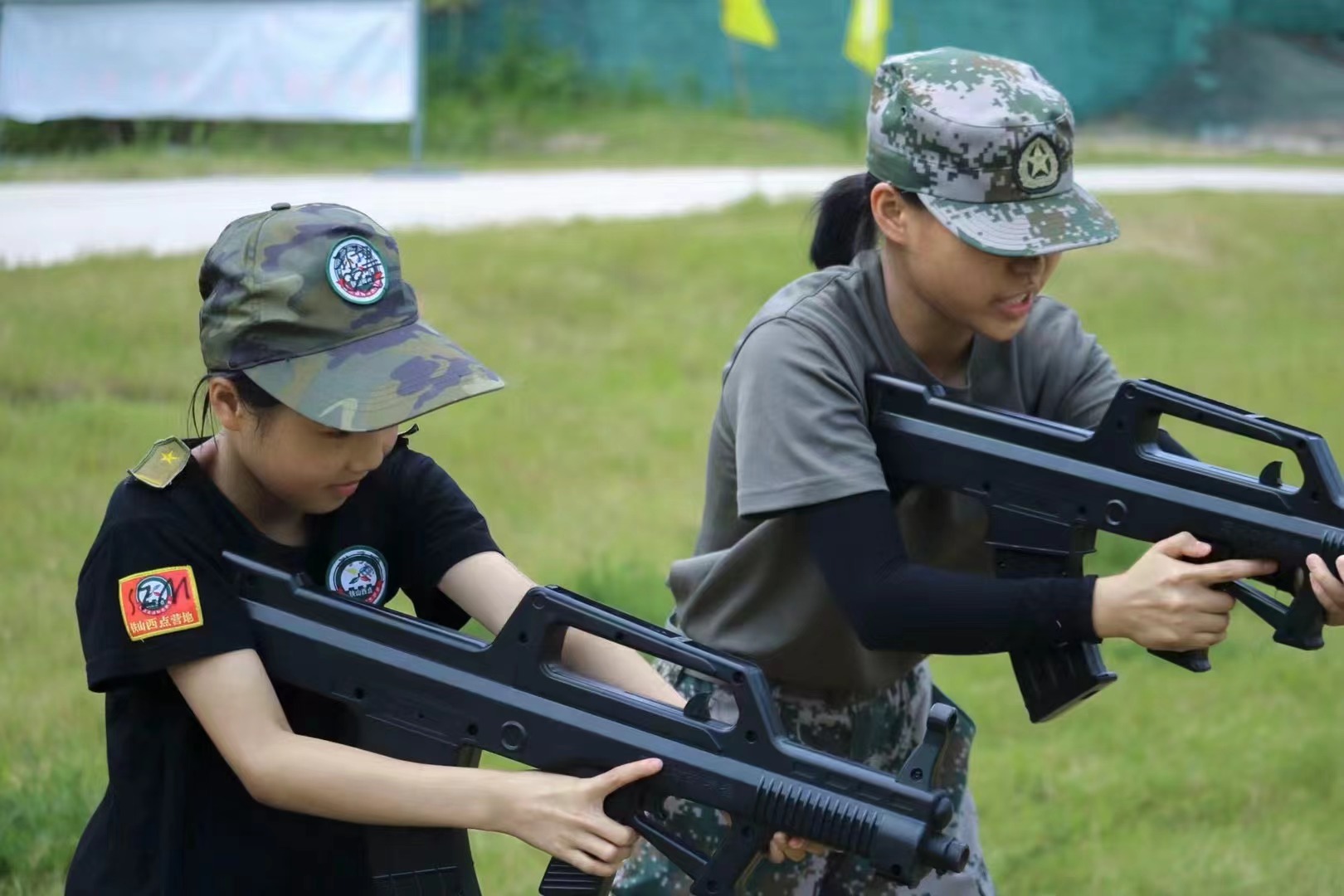 赣州青少年军事夏令营集训活动