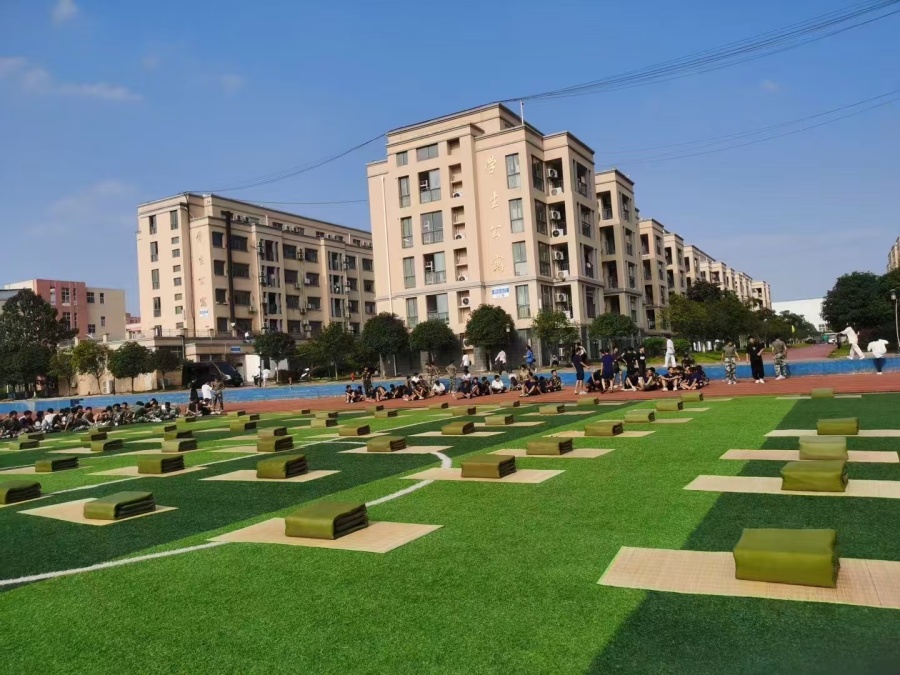 江西叛逆学校.jpg 江西叛逆学校.jpg