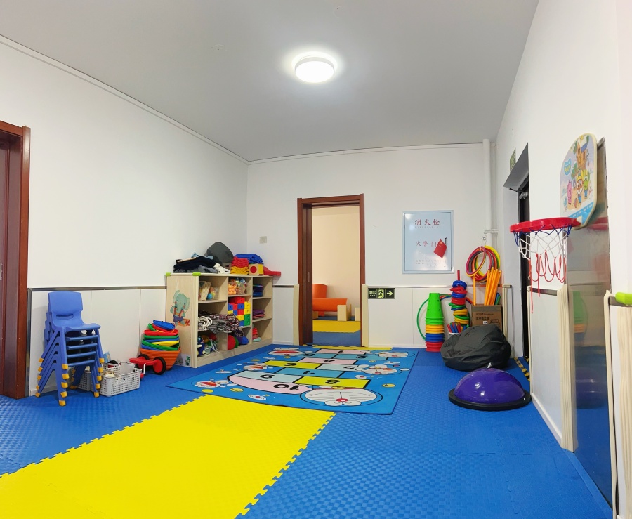 自闭症康复训练机构.jpg 自闭症康复训练机构.jpg