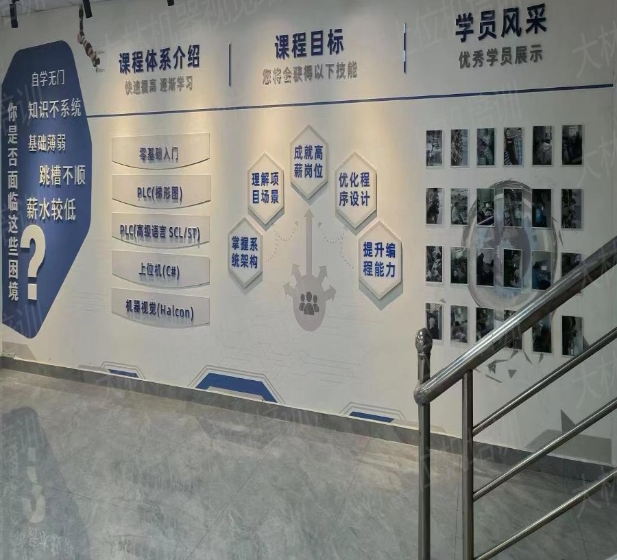 1752110226284025696.jpg 900.jpg