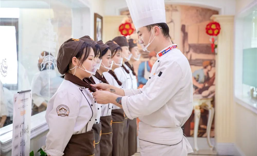 国内前十西点烘焙西餐咖啡技能培训学校排名
