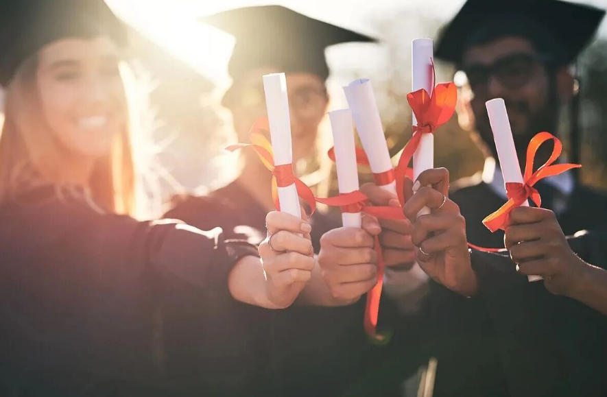 留学中介.jpg 留学中介.jpg