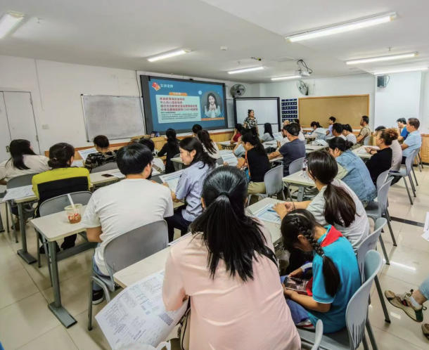 贵州高考全日制学校.jpg 贵州高考全日制学校.jpg