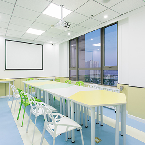 小码王少儿编程_郑州童程童美校区环境