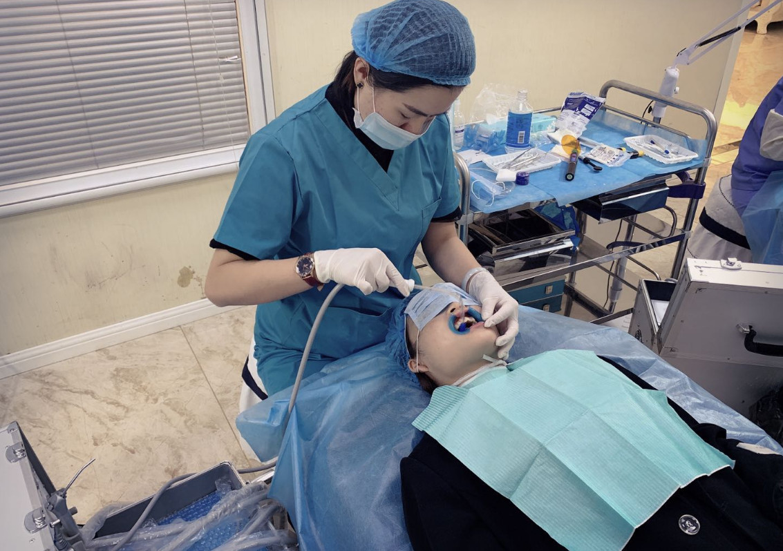 美邦铭心美牙 美邦铭心美牙