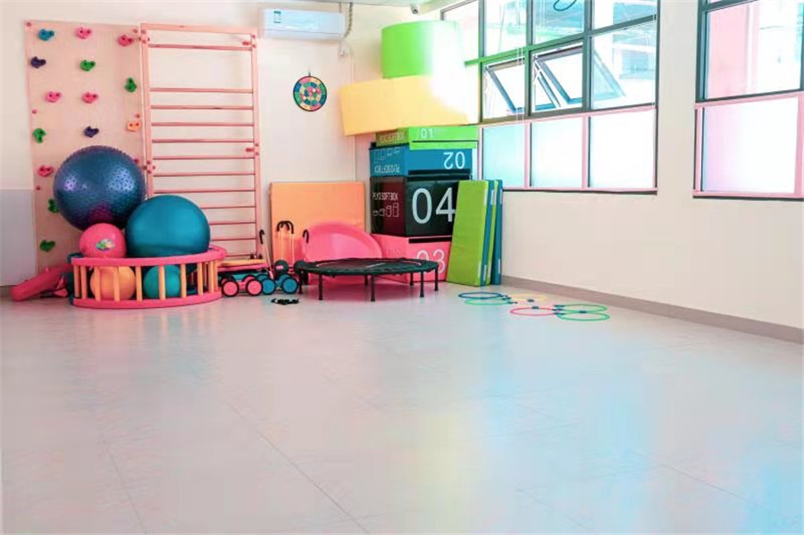 深圳海纳儿童康复中心_训练器材