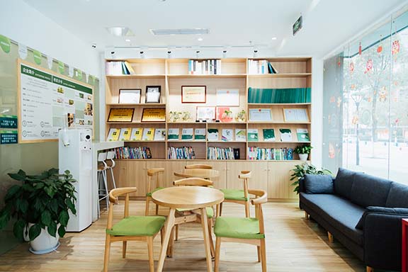 卓辅教育_学校环境