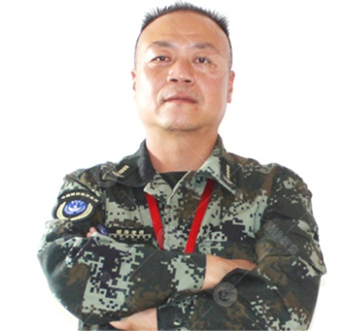 湖南成长励志特训学校_陈小旭