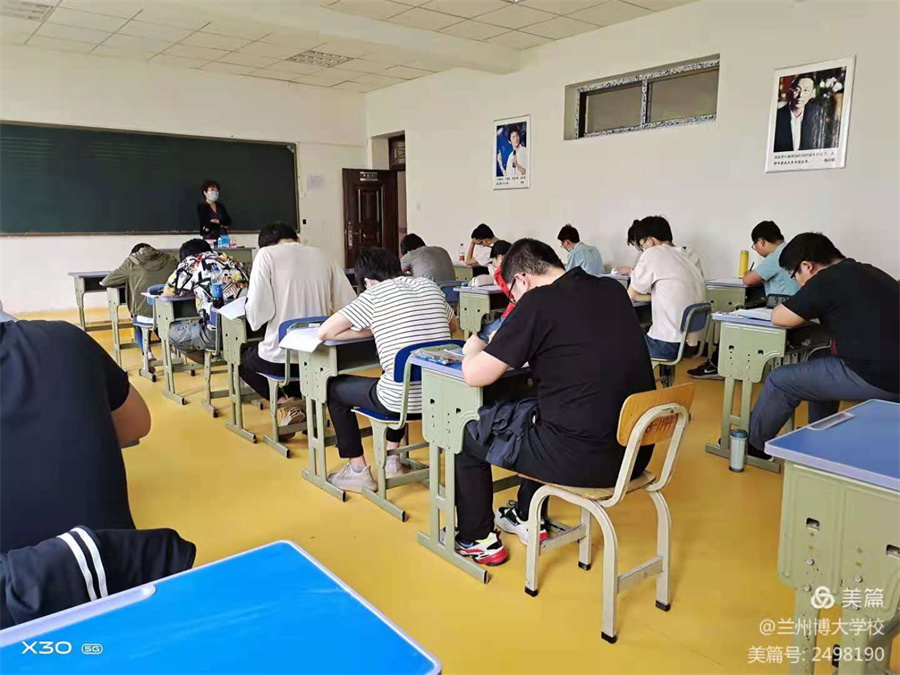 兰州博大学校_兰州博大学校学生上课