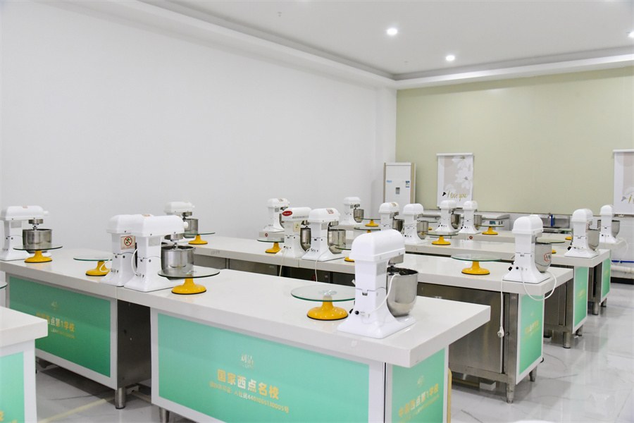 广州刘清西点培训学校_广州刘长清西点培训学校环境