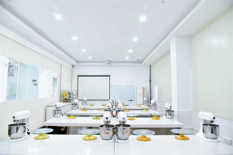 广州刘清西点培训学校_广州刘长清西点培训学校环境