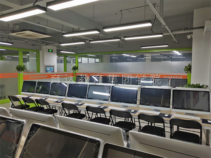 杭州育达教育电商培训学校_杭州育达教育电商培训学校教室环境