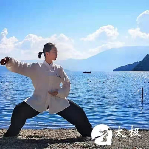 重庆旭阳教育_袁明月，太极拳老师